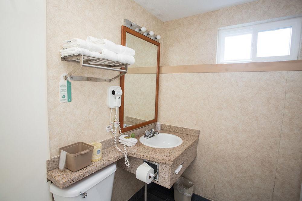 North Vancouver 3*