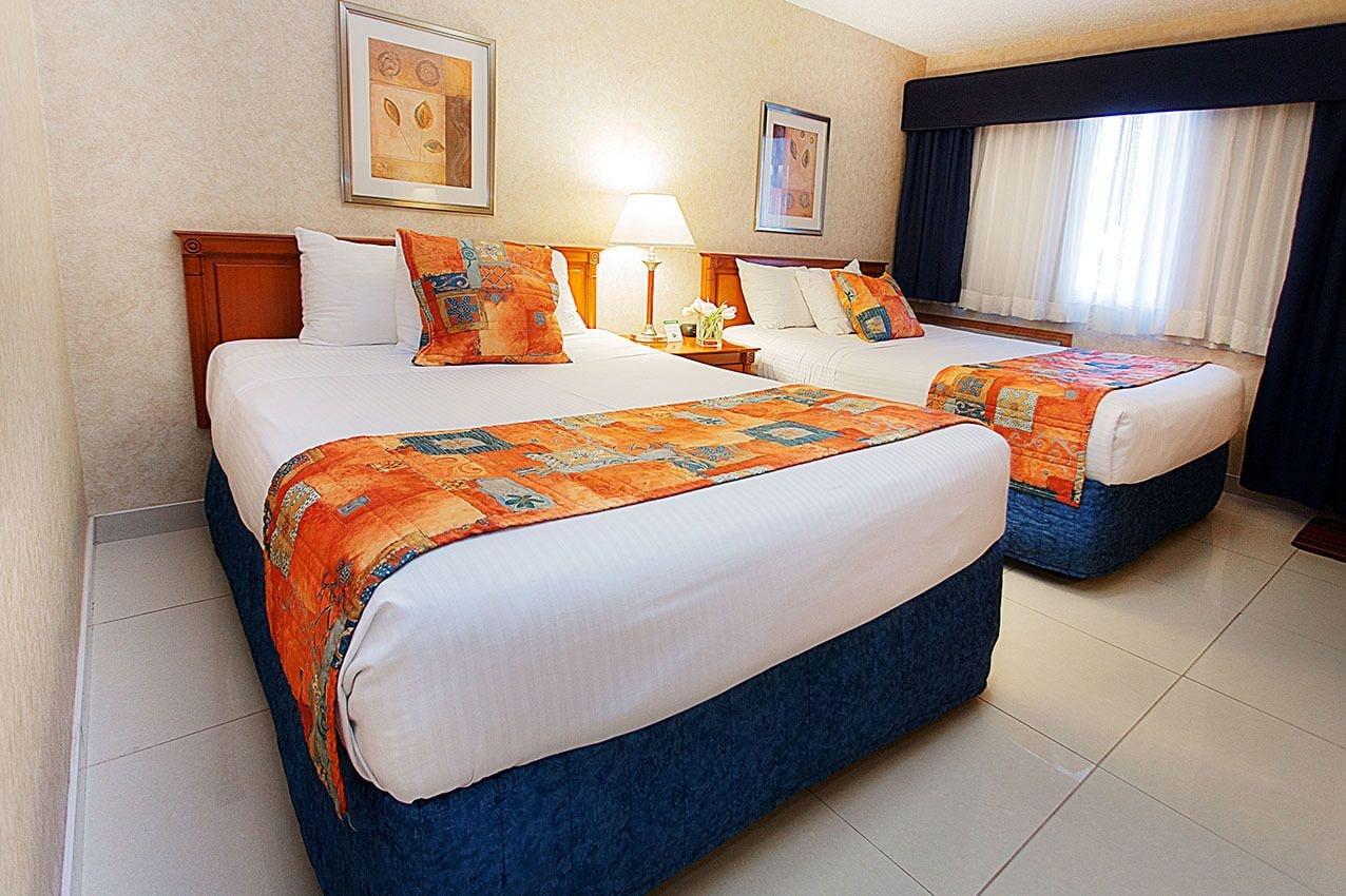 Hotel North Vancouver 3*